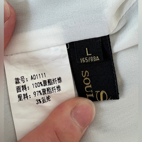 Ruffled Sleeveless Blouse with Bow Detail – Fully Lined, Soft Sage Green, Size L - Picture 5 of 5